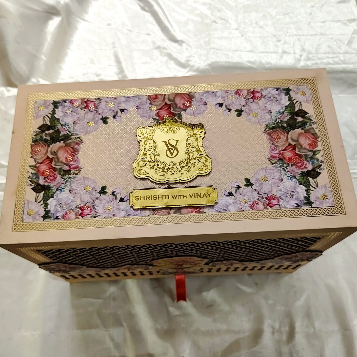 Royal Luxurious Carriage Invitation Box