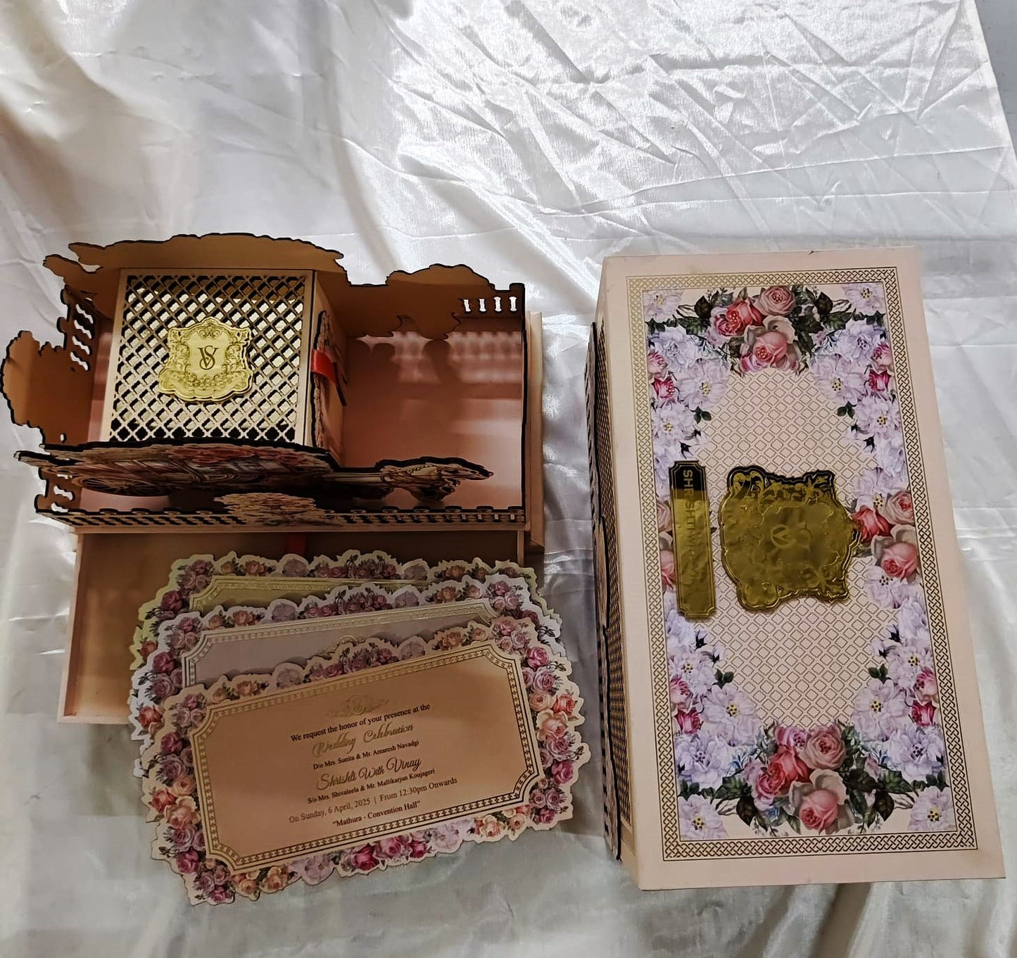 Royal Luxurious Carriage Invitation Box