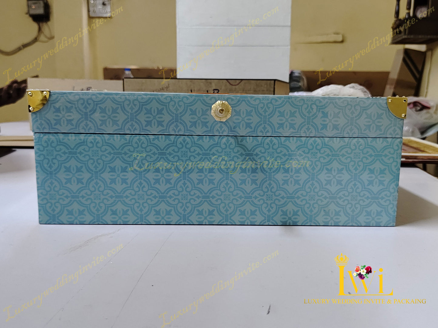 INDIAN TRADITIONAL PICHWAI INVITATION WITH GIFT HAMPER 2023