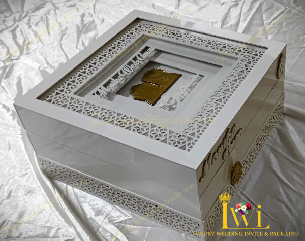 Premium Wedding Invitation White Case outside view